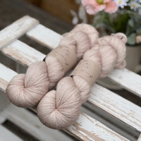 Titus Lace in Driftwood (Dyelot 240726)