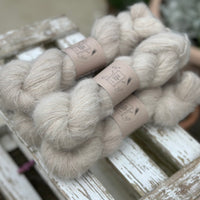 Lowther Lace in Stone (Dyelot 060325)