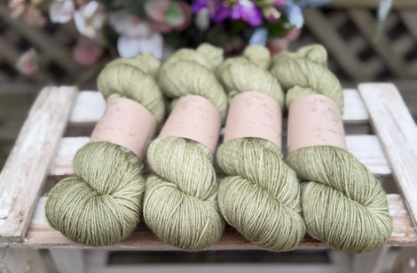 Rosedale 4ply in Coppice (Dyelot 040826)