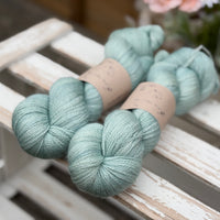 Titus Lace in Waterfall (Dyelot 240726)