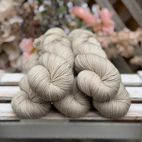 Brimham 4ply High Twist in Stone (Dyelot 210726)