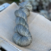 Titus 4ply in Autumn Fog (Dyelot 030226)