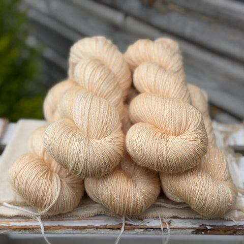 Nateby 4ply in Whispering Grass (Dyelot 170326)
