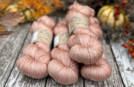 Titus 4ply in Rambling Rose (Dyelot 230925)