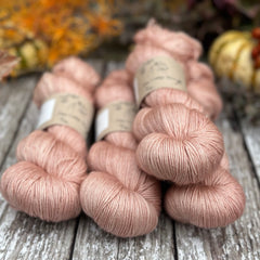Titus 4ply in Rambling Rose (Dyelot 230925)