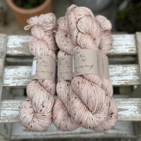 Keswick DK in colourway Stonecrop (Dyelot 110325)