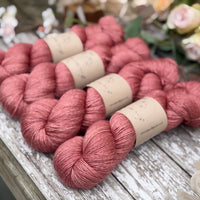 Titus 4ply in Diascia (Dyelot 210326)