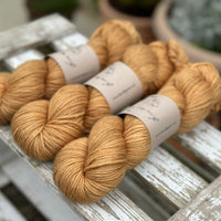 Pendle DK in Falling Leaves (Dyelot 150125)