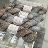 Keld Twist in Scorched Moors (dyelot 030425) - superwash merino/linen 4ply