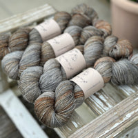 Keld Twist in Scorched Moors (dyelot 030425) - superwash merino/linen 4ply
