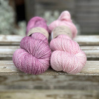 Keld Twist skein pair - Wild Raspberry and Antique Rose