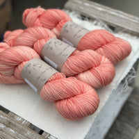 Rosedale 4ply in Apricot Tulip (Dyelot 070425)