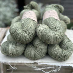 Rosedale 4ply in Ivy (Dyelot 070425)