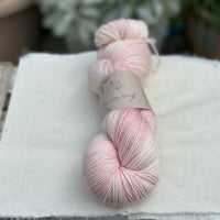Rosedale 4ply in Geum (Dyelot 070425)