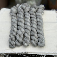 Rosedale 4ply 20g Mini Skein in Steel (Dyelot 170425)