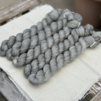 Rosedale 4ply 20g Mini Skein in Steel (Dyelot 170425)