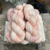 Brimham 4ply in Straw Daisy (Dyelot 060525)