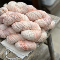 Brimham 4ply in Straw Daisy (Dyelot 060525)