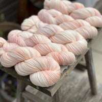 Brimham 4ply in Straw Daisy (Dyelot 060525)