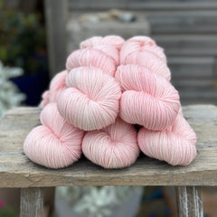Brimham 4ply in Geum (Dyelot 060525)