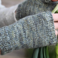 Walshford Fingerless Mitts knitting pattern: Digital Download