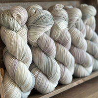 Brimham 4ply in Silver Carpet (Dyelot 060525)