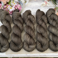 Titus 4ply in Jackdaw (Dyelot 070526)