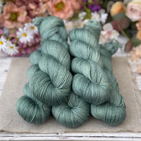 Titus 4ply in Waterfall (Dyelot 070526)