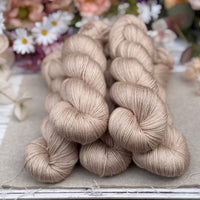 Titus 4ply in Driftwood (Dyelot 070526)