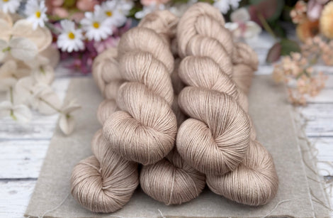 Titus 4ply in Driftwood (Dyelot 070526)