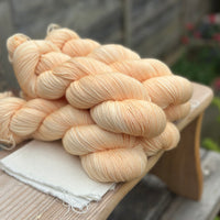 Brimham Bio Fingering in Dahlia (Dyelot 140525)