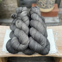 Brimham Bio Fingering in Charcoal (Dyelot 140525)