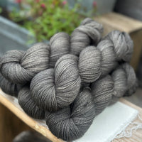 Brimham Bio Fingering in Charcoal (Dyelot 140525)
