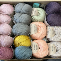 Magic Circles crocheted scarf by Jane Crowfoot: original palette yarn pack