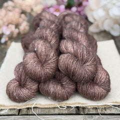 Keld Fingering in Clay (Dyelot 210526)