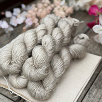 Keld Fingering in Stone (Dyelot 210526)