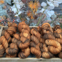 Pendle Aran in Leaf Piles (Dyelot 210126)