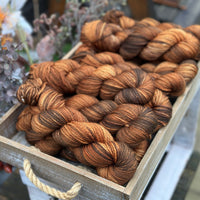 Pendle Aran in Leaf Piles (Dyelot 210126)
