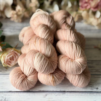 Brimham 4ply in Rose Bed (Dyelot 020626)
