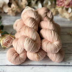 Brimham 4ply in Rose Bed (Dyelot 020626)