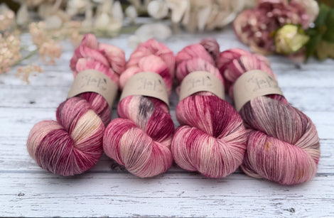 Bowland 4ply in Dyepot Luck (Dyelot 020626)