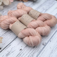 Brimham 4ply in Rose Bed (Dyelot 020626)