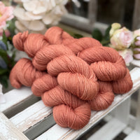 Hayton 4ply in Tomato (Dyelot 110626)