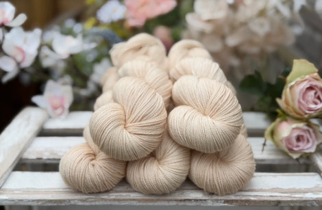 Hayton 4ply in Linen (Dyelot 110626)
