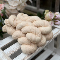 Hayton 4ply in Linen (Dyelot 110626)
