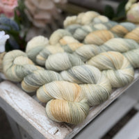 Hayton 4ply in Dyepot Luck (Dyelot 110626)