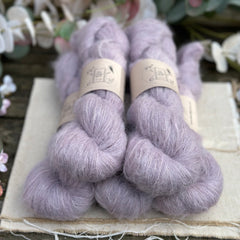 Lowther Lace in Dusk (Dyelot 080226)