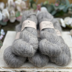 Lowther Lace in Charcoal (Dyelot 080226)