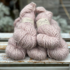 Whitfell Chunky in Smoky Taupe (dyelot 090226)