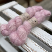Eldwick Lace in Antique Rose (Dyelot 180626)